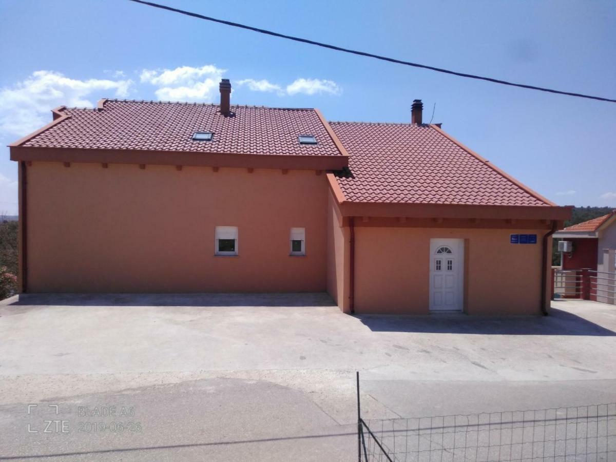 Tereza Apartment Obrovac Bagian luar foto