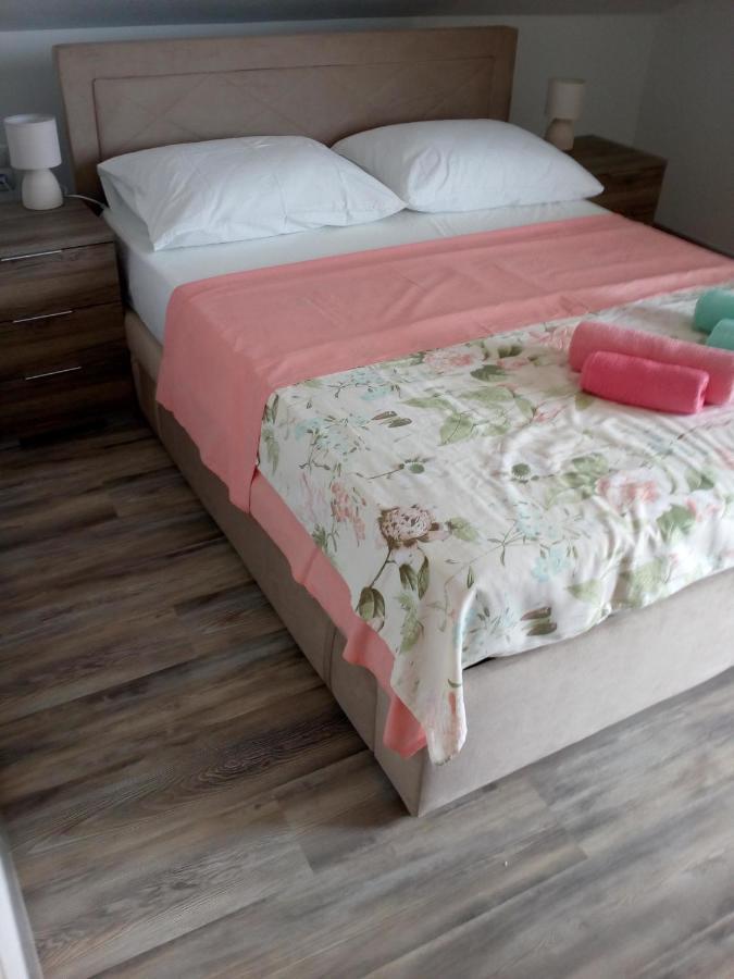 Tereza Apartment Obrovac Bagian luar foto